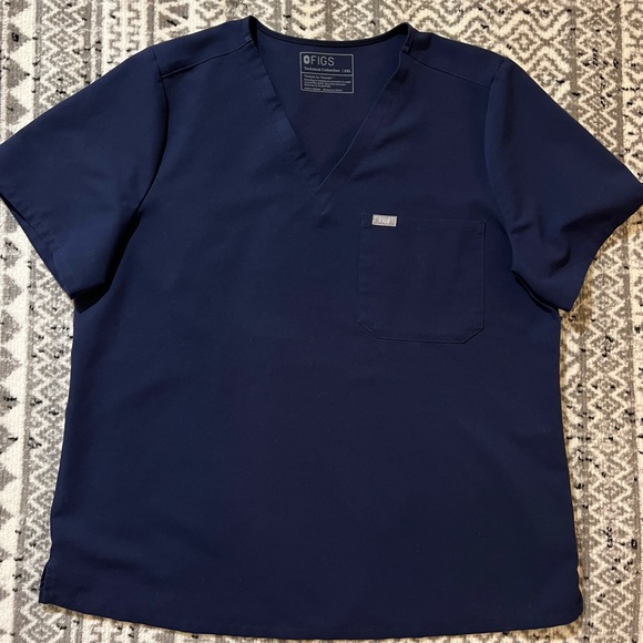 Figs Navy Scrub Top - Picture 1 of 2